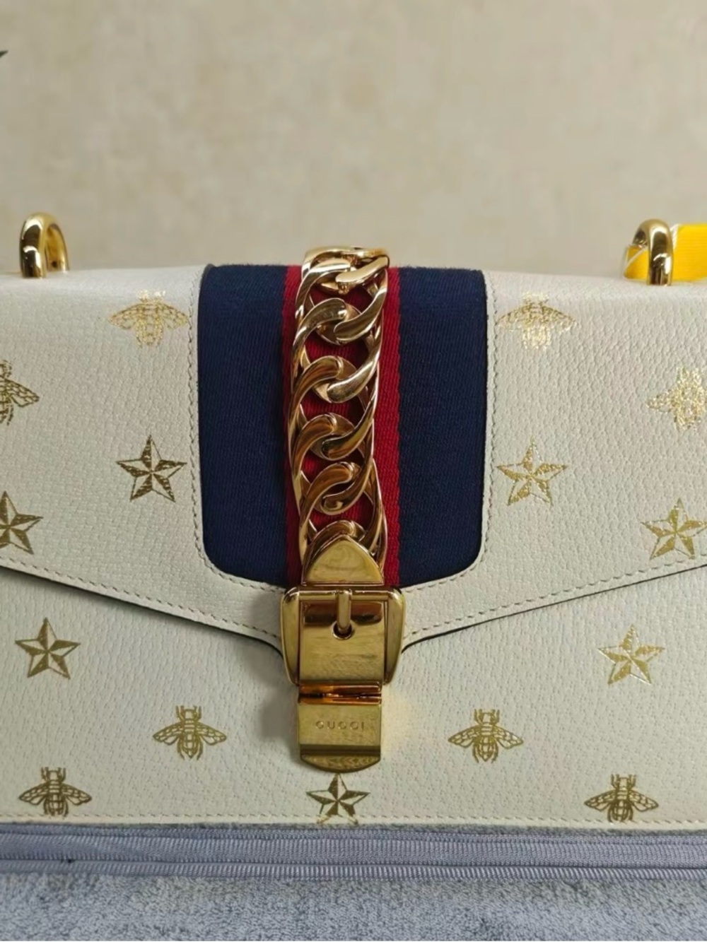 Gucci White Shoulder Bag with Navy & Red Web and Gold Hardware